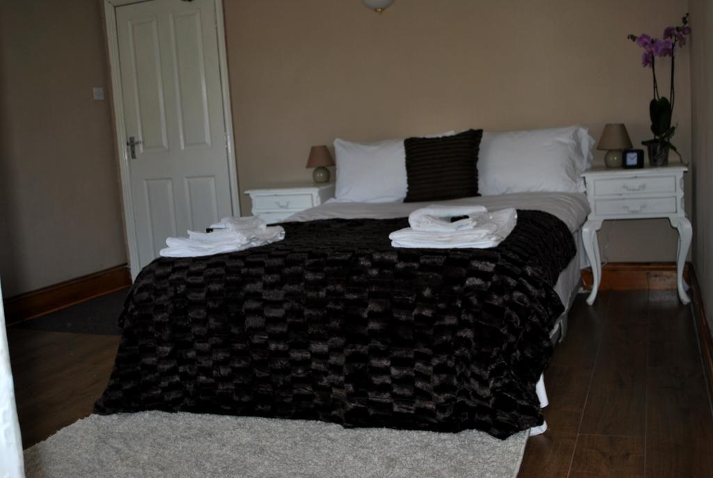 Amber Guesthouse 더비 객실 사진